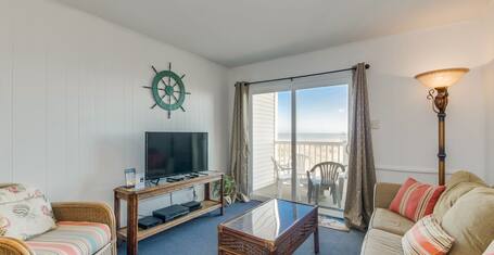 Ocean view condo in the fantastic Seawatch Resort + FREE DAILY ACTIVITIES! - Myrtle Beach | Vrbo