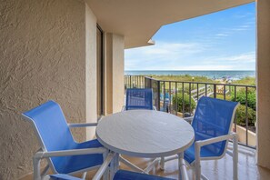 Outdoor dining - 1st floor Oceanfront Condo + Free Attraction Tickets! (North Myrtle Beach)