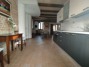 Apartment, 2 Schlafzimmer, Terrasse, Poolseite (Inzolia) | Eigene Küche | Großer Kühlschrank, Ofen, Herdplatte, Geschirrspüler