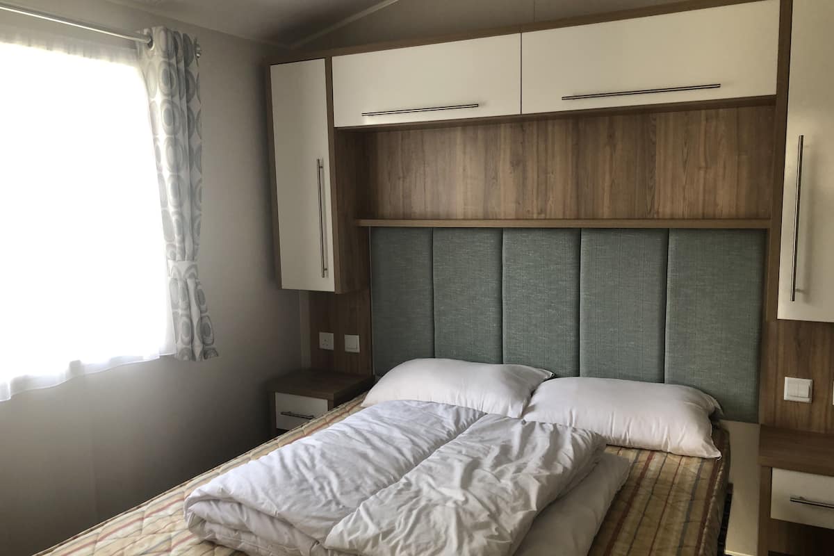 Mobile Home, 2 Bedrooms