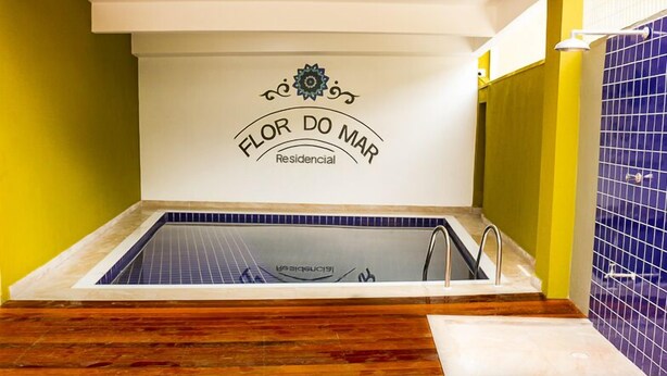 Indoor pool - Flor do Mar Residencial (São Sebastião)