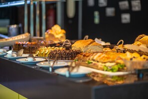 吃到飽自助式早餐