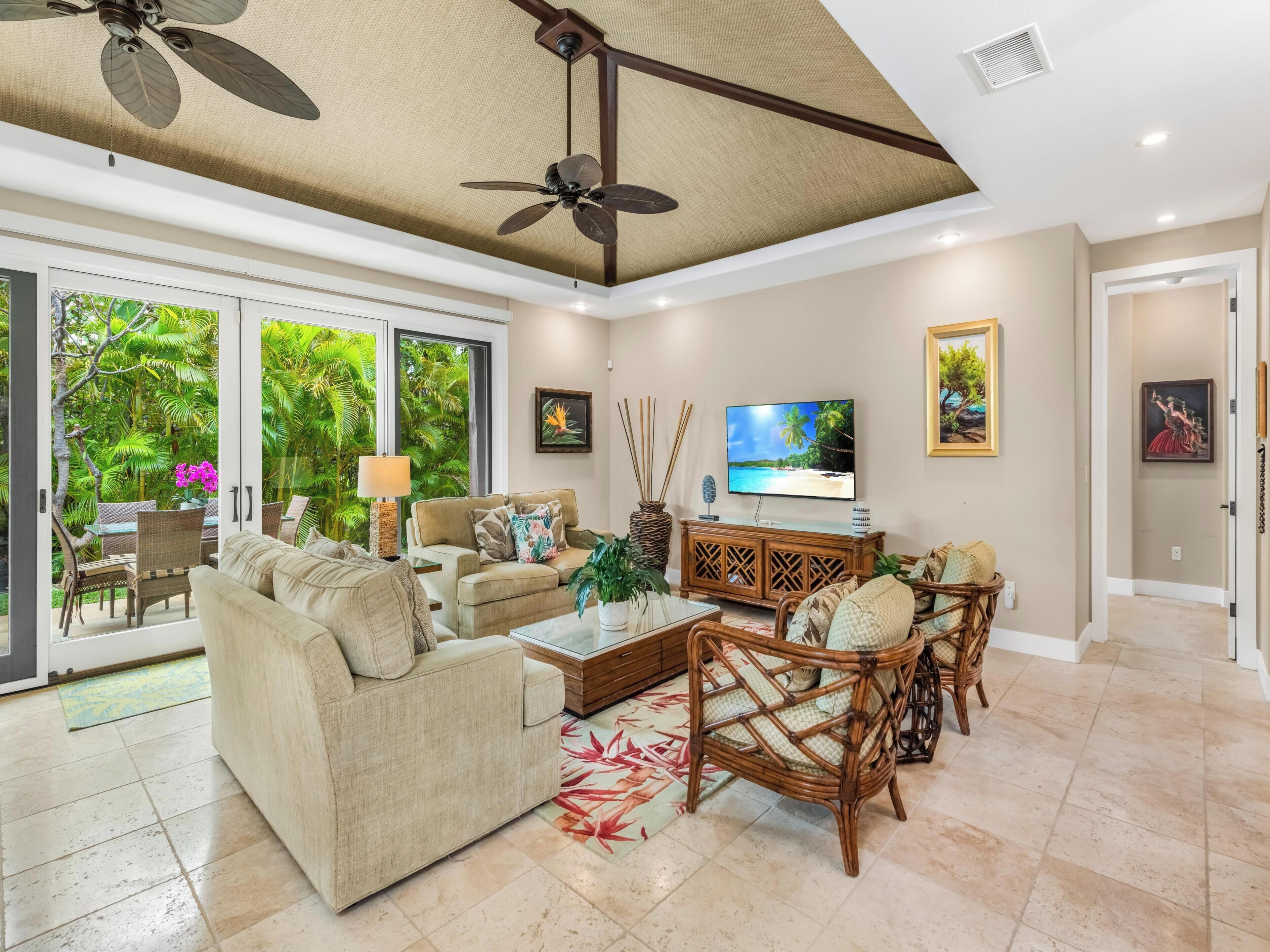 KaMilo 420 | Front of property