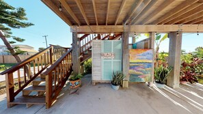 Property grounds - Pet Friendly, Fenced Yard, Outdoor Shower, Ample Parking, Golf Cart Access (Port Aransas)