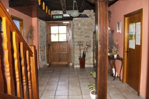 Interior entrance - Casa Rural Bentazar (Legutiano)