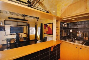 Apartment, 1 Schlafzimmer | Eigene Küche | Großer Kühlschrank, Herdplatte, Kochgeschirr/Geschirr/Besteck