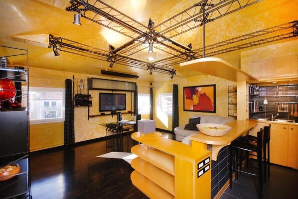 Apartment, 1 Schlafzimmer | Wohnbereich | Flachbildfernseher