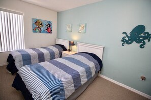 Apartment | 4 bedrooms, iron/ironing board, travel cot, free WiFi - Tot402 (Kissimmee)