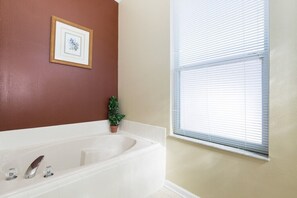 Villa | Salle de bain | Sèche-cheveux