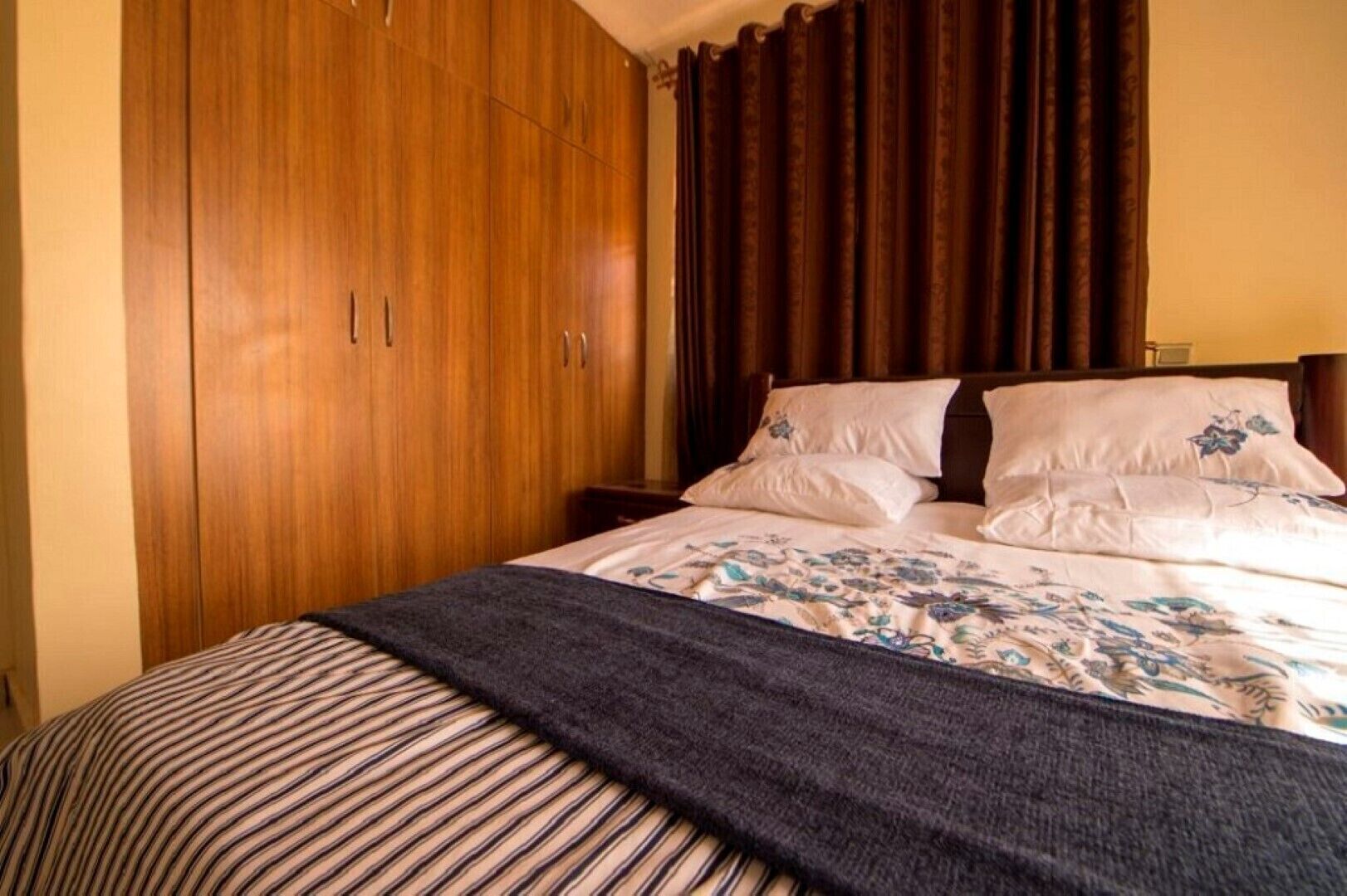 2 bedrooms