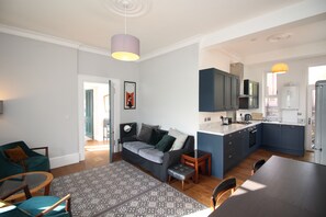 Living area - Troon Golf 2024 (Troon)