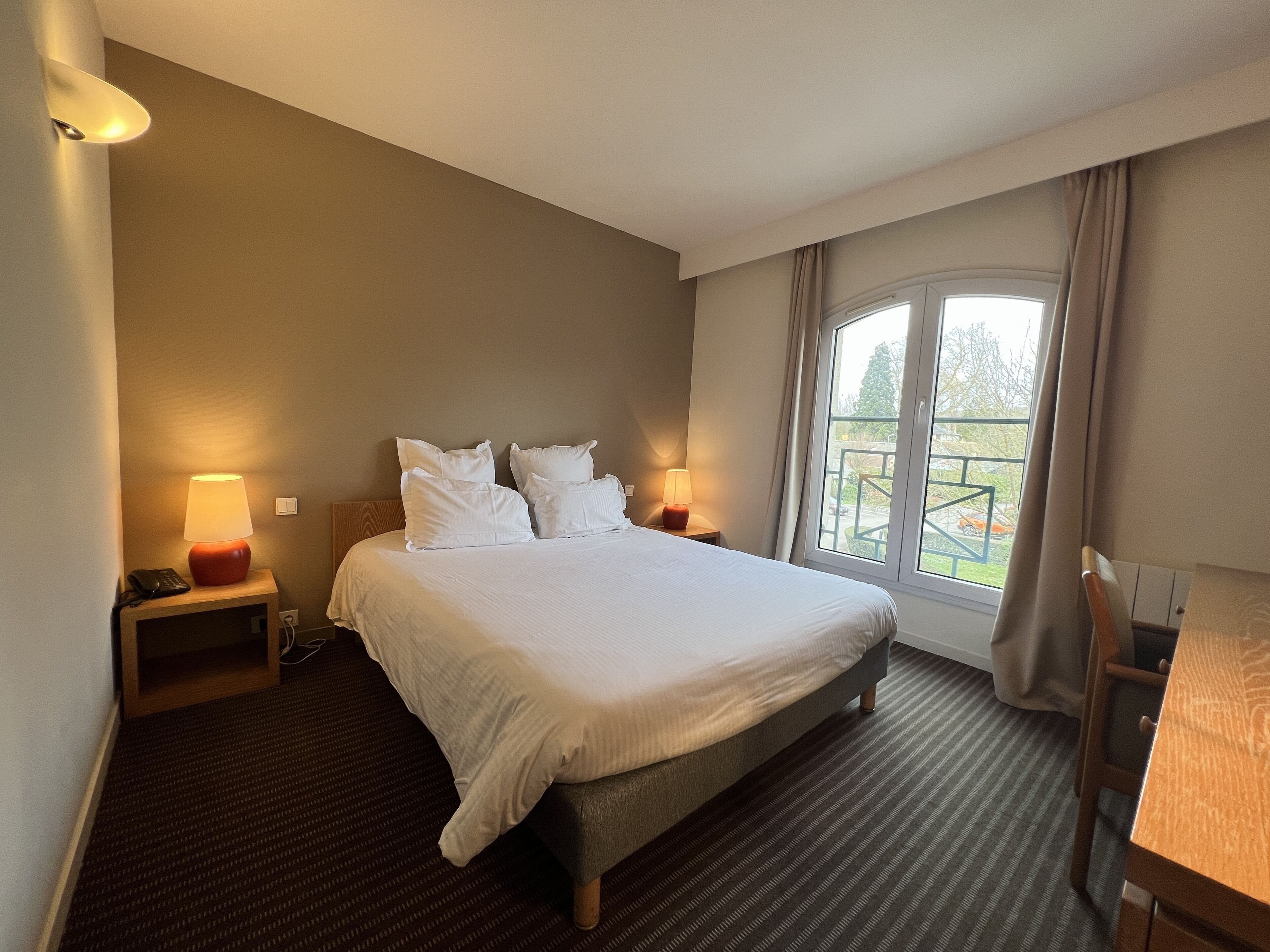 Standard Double Room | Desk, blackout drapes, soundproofing, free WiFi