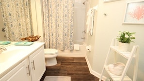 Condo | Baño | Toallas 