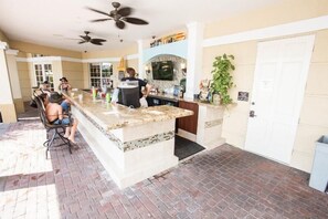 Condo | Private kitchen | High chair, cookware/dishes/utensils - Gorgeous apt Orlando Nature Lake View Vc4816 (Orlando)