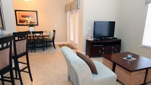 Unclassified image, 5 of 15, button - Paradise Palms #3 (Kissimmee)
