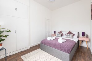 1 chambre, fer et planche à repasser, Wi-Fi gratuit, draps fournis