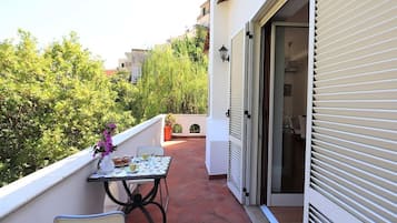 Apartment, 1 Bedroom, Smoking, Terrace | Balcony