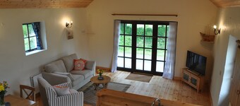 Keane's Cottage Car House