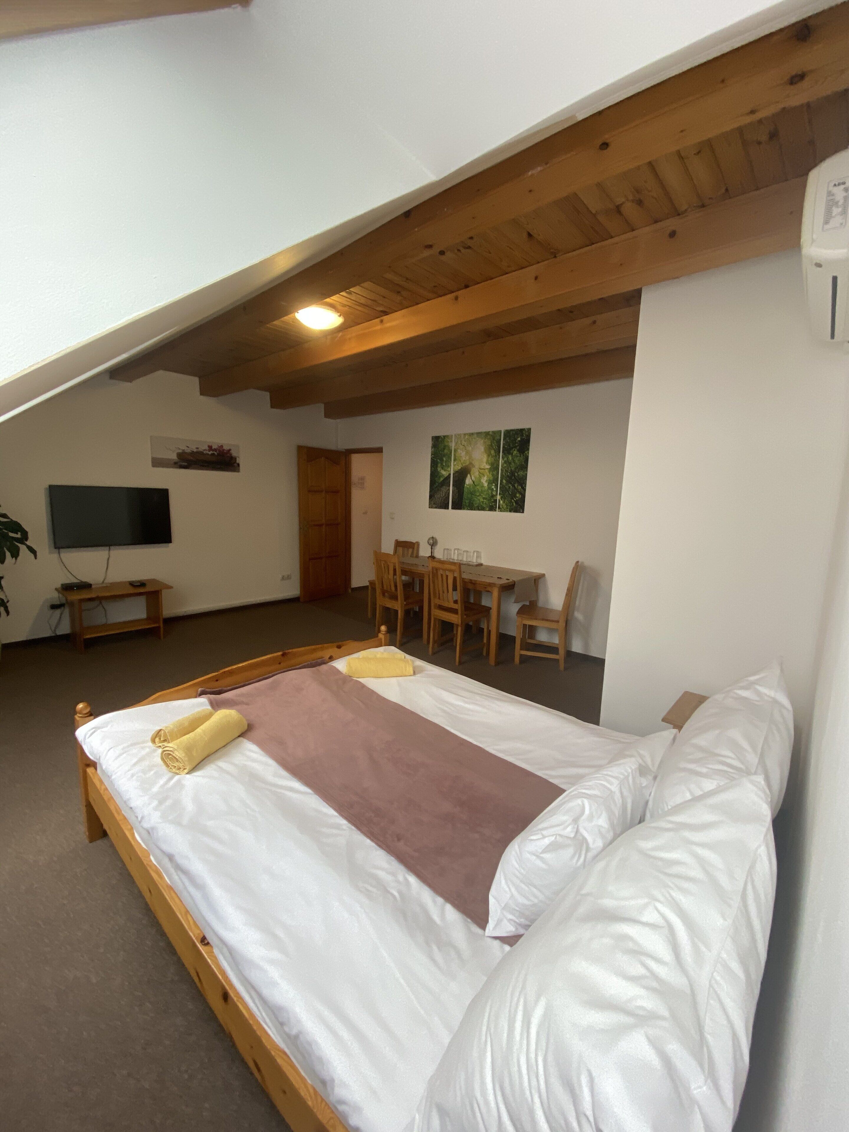 Photo - Grand Slam Park Inn