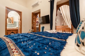 Habitació doble Deluxe | 1 dormitori, caixa forta a l'habitació i habitacions insonoritzades
