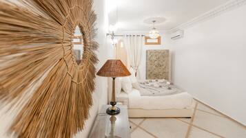 Suíte família | Cofres nos quartos, quartos à prova de som, berços grátis