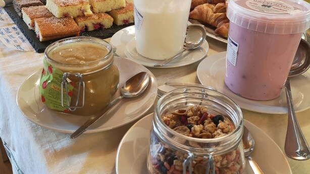 Daily buffet breakfast for a fee - Agritur Maso Kofler (Rumo)