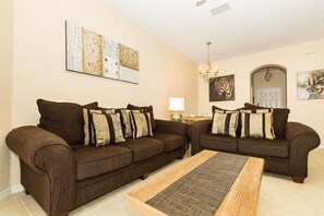 Apartment | Living room