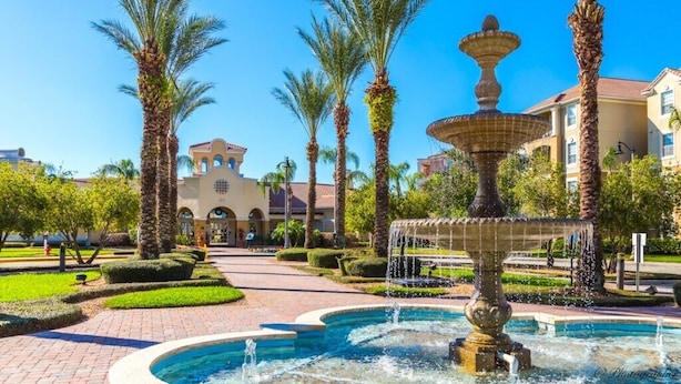 Apartment | Pool