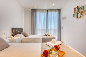 5 bedrooms, in-room safe, iron/ironing board, free WiFi - Casa Reiet by dracmallorca (Santanyi)