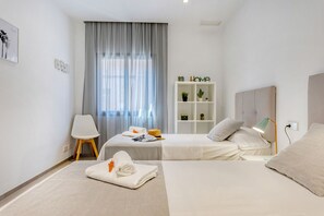 5 Schlafzimmer, Zimmersafe, Bügeleisen/Bügelbrett, kostenloses WLAN