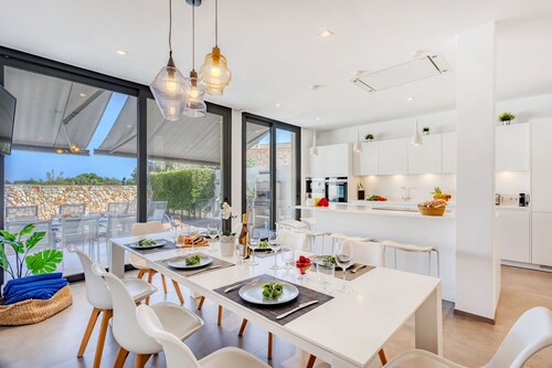 Casa Reiet by dracmallorca