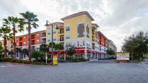 Condo | Exterior - Geranium Sl401 (Orlando)