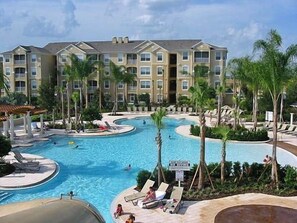 Apartment | Pool