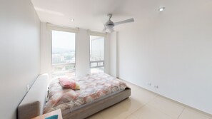 Elite Apartment | 3 bedrooms, blackout drapes, iron/ironing board, free WiFi