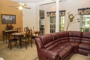 Living room - Sugarhill Country Club Villa (Orlando)