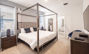 6 bedrooms, iron/ironing board, free WiFi, bed sheets - Amazing 6 Bed Pool Spa Game Room Home Solterra Resort-5268OA (Davenport)