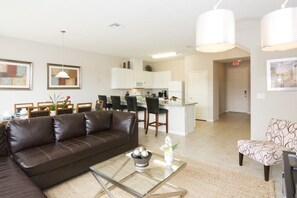 Apartment | Living room | TV