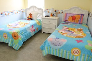 House | 4 bedrooms, free WiFi, bed sheets - Tm001or (Davenport)