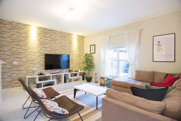 Apartment | Living room