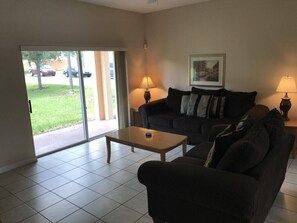 Apartament | Sala d'estar | Televisor 