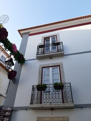 Front of property - Cafofos da Zeta (Setubal)