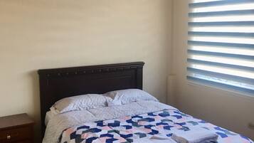 2 slaapkamers, een strijkplank/strijkijzer, wifi