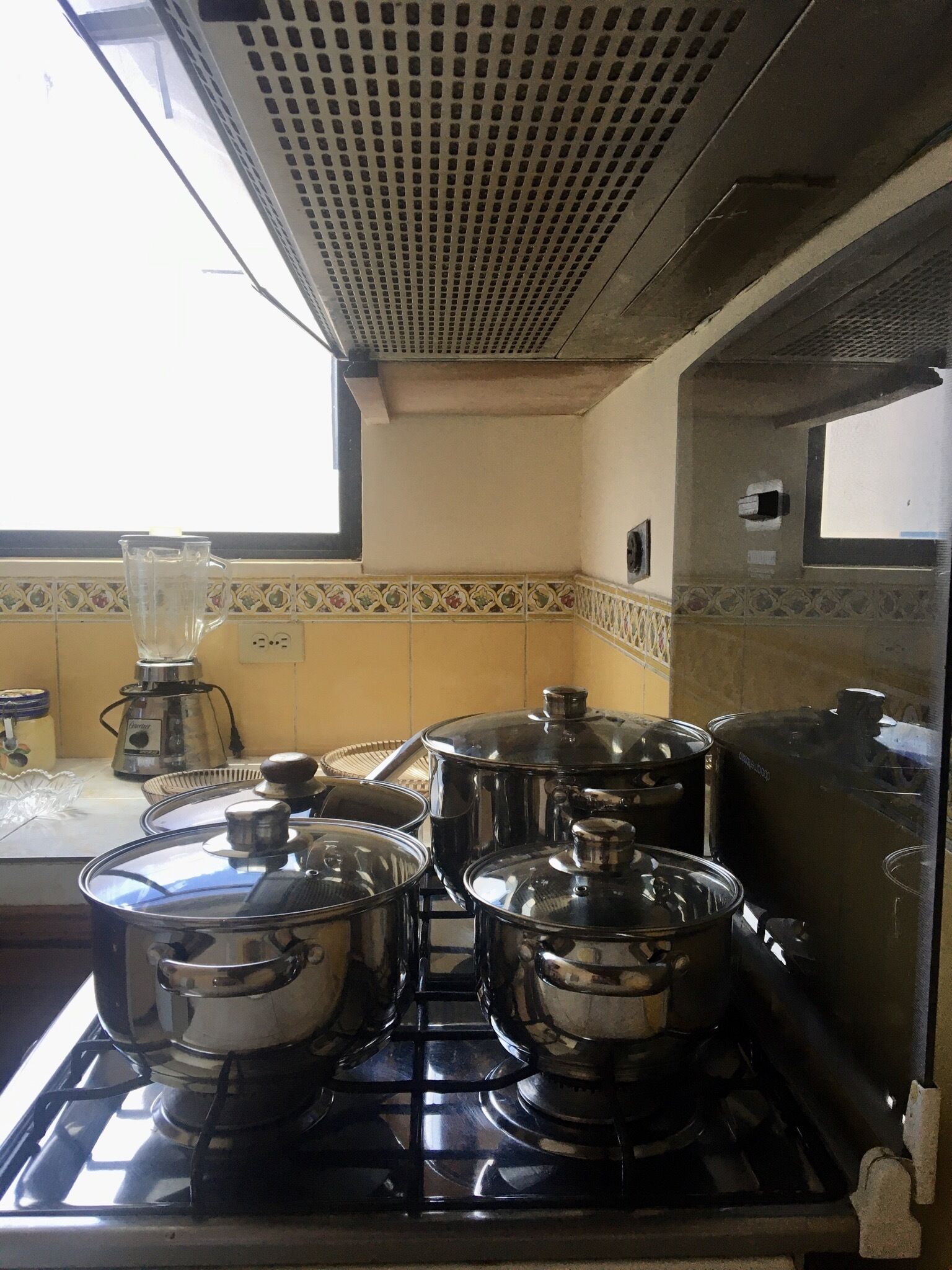 Ofen, Toaster, Kochgeschirr/Geschirr/Besteck