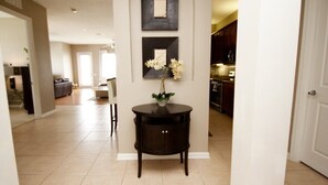 Room - Lake View Penthouse Loft (Orlando)