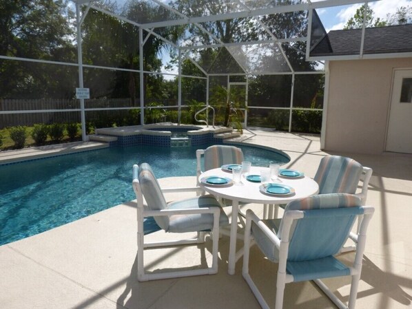 Villa | Pool