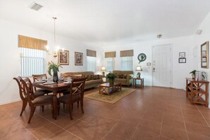 Villa | Living room | Flat-screen TV, DVD player - Kettering Retreat (Davenport)