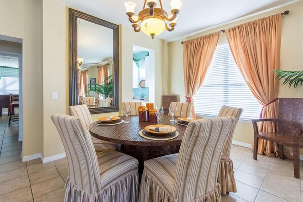 House | Private kitchen | Fridge, microwave, oven, dishwasher - 1131mb - Bella Vida Resort (Kissimmee)