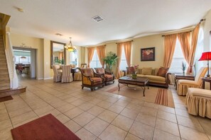 House | Living room