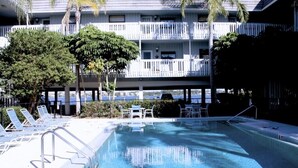 Appart'hôtel | Piscine