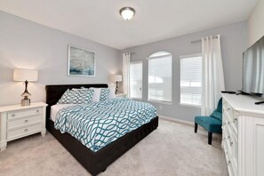 Apartment | 4 bedrooms, travel cot, free WiFi